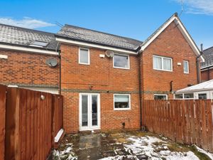 Photo 16- click for photo gallery